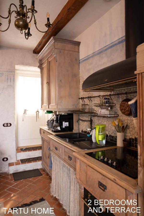 Old Town Fairytale, 2 Bedrooms And Terrace, Tartu Home 外观 照片